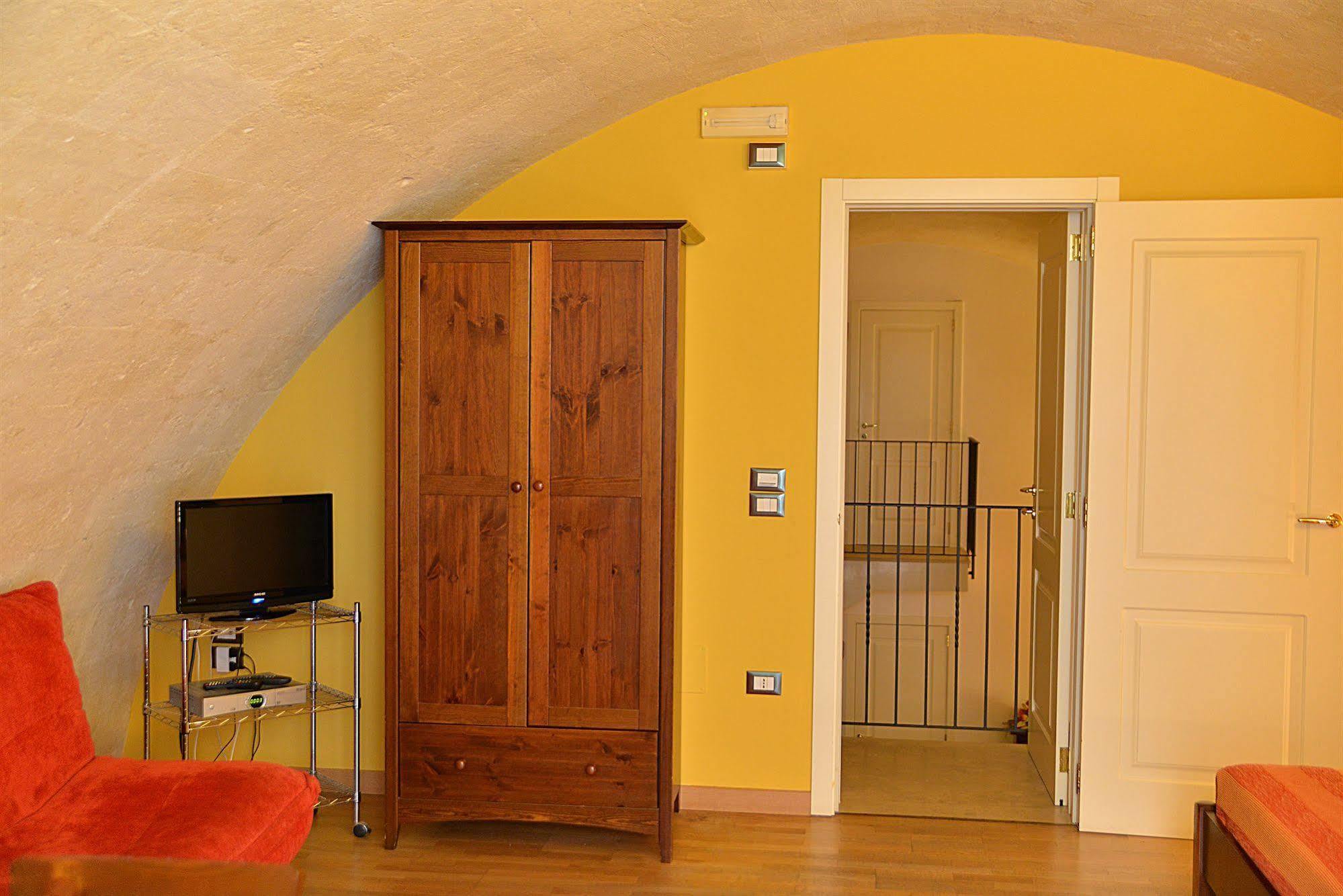 מטרה Residence Del Casalnuovo מראה חיצוני תמונה